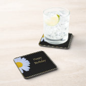 白い花と黒い背景のハッピーバースデー コースター (右側)