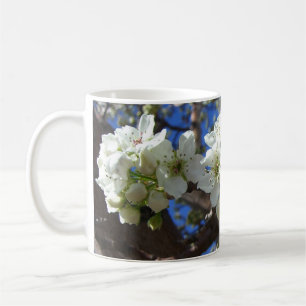 白い花のクラスタ春花の梨の木 コーヒーマグカップ