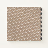白い花のパターンと素朴なモノグラム ノートブック (裏面)