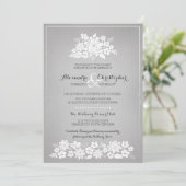 白い花のヴィンテージシルバ結婚ーの背景 招待状 (スタンド正面)