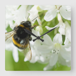 白い花の上に蜂 スクエア壁時計