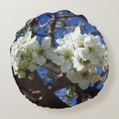 白い花の塊 春に咲く梨の木 ラウンドクッション (裏面)