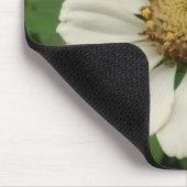 白い花の小さなキリギリス マウスパッド (コーナー)