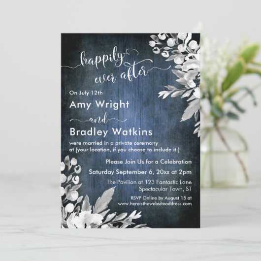 白い花の水彩画の青い色合い　幸せな永遠を誓って 招待状 (スタンド正面)