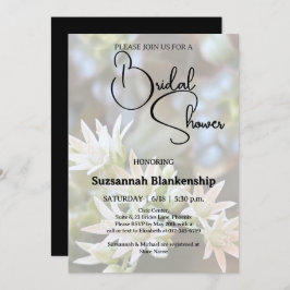 白い花びらの優しい背景 ブライダルシャワー 招待状