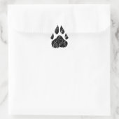 白い花模様の黒犬の前足 三角形シール (バッグ)