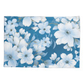 白い花模様、青い背景 枕カバー (裏面)