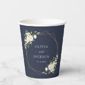 白い花、クリーム色の花、緑結婚色、 紙コップ (正面)