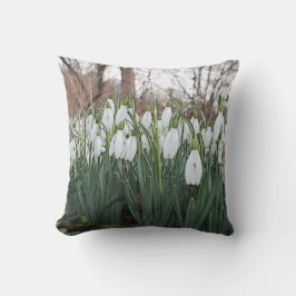白い花、春のsnowdrops クッション