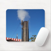 白い蒸気のプルームと古い蒸気のホイッスル マウスパッド (マウス)