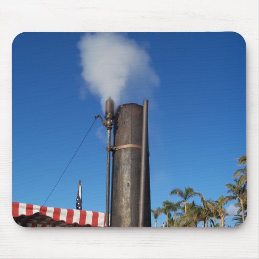 白い蒸気のプルームと古い蒸気のホイッスル マウスパッド (正面)