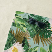 白い蓮の熱帯林冠模様 ビーチタオル (インサイチュ)