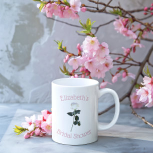 白い薔薇の花びらピンクのブライダルシャワー コーヒーマグカップ