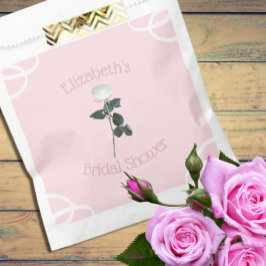 白い薔薇の花びらピンクの結婚前お披露目パーティー フェイバーバッグ