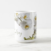白い蘭の名前テンプレートエレガントギフトマグ コーヒーマグカップ (中央)