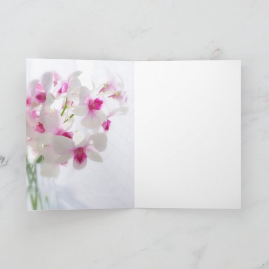 白い蘭を持つお母さんのためのロシアのなバースデー・カード カード (内部)