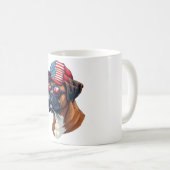 白い赤い青を着たボクサー犬 コーヒーマグカップ (正面右)