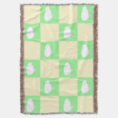 白い雛モチーフのイースターチェッカーボードパターン スローブランケット (正面縦)