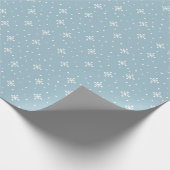 白い雪片の模様モダンが青 ラッピングペーパー (角)