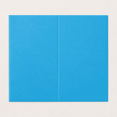 白い雲が少し散らばった穏やかな青い空 (外部フラット)