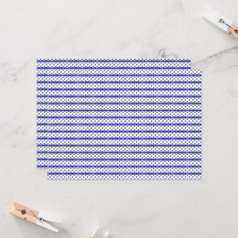 白い雲が散らばった鮮やかな青い空。 招待状