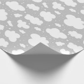 白い雲が灰色の背景パターンのギフト ラッピングペーパー (角)