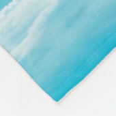 白い雲と明るい青い空の背景,パノラ フリースブランケット (角)