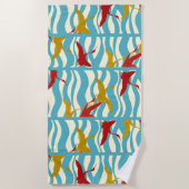 白い青飛んでいるい海の波に赤い黄色のクレーンB ビーチタオル (正面)