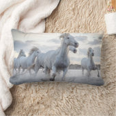 白い馬 ランバークッション (ブランケット)