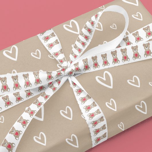 白い魅力的背景の水色クマ サテンリボン