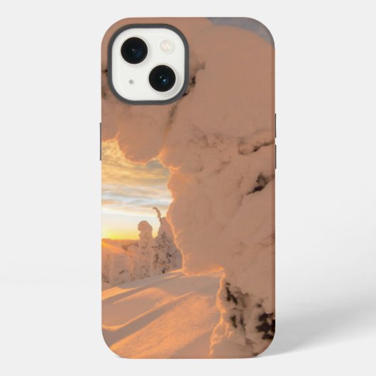 白い魚の幽霊たちの雪 iPhoneケース (裏面)