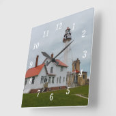 白い魚ポイント灯台 スクエア壁時計 (傾斜)