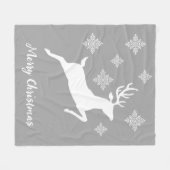 白い鹿の形が灰色に雪と文字 フリースブランケット (正面(横))