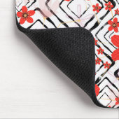 白い黒い背景に赤い花。 マウスパッド (コーナー)