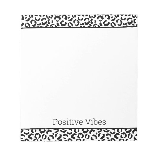 白い黒ヒョウ印刷 ノートパッド (正面)