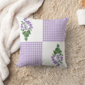 白い、藤色の点検のギンガムの手塗りのバイオレット クッション (ブランケット)
