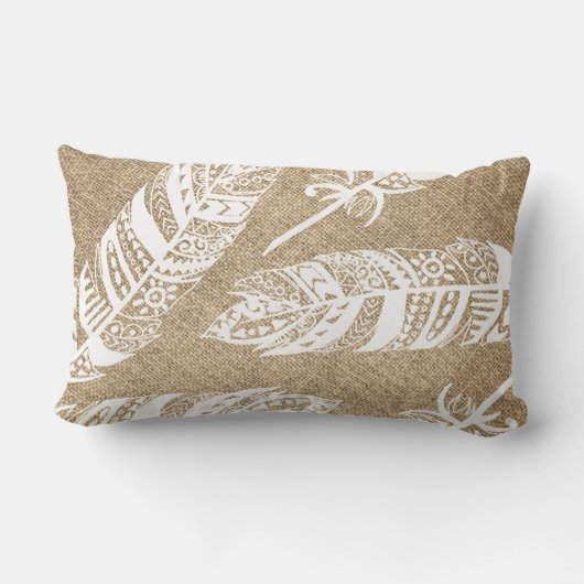 白いBohoの種族の羽ののどのバーラップ ランバークッション (裏面)
