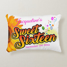 白いSweet sixteen アクセントクッション