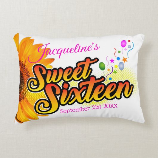 白いSweet sixteen アクセントクッション (正面)