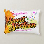 白いSweet sixteen アクセントクッション (裏面)