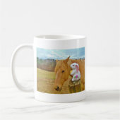 白うさぎ、金髪の黄色い馬 コーヒーマグカップ (左)