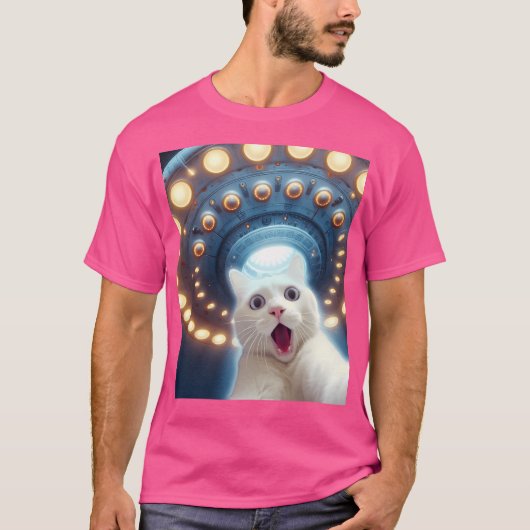 白おもしろい猫好きセルフィーUfosエイリアンFlyin Tシャツ (正面)