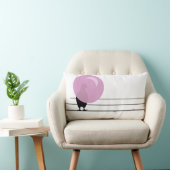 白おもしろい線の上にかわいいピンクのバブルガムの鳥 ランバークッション (椅子)