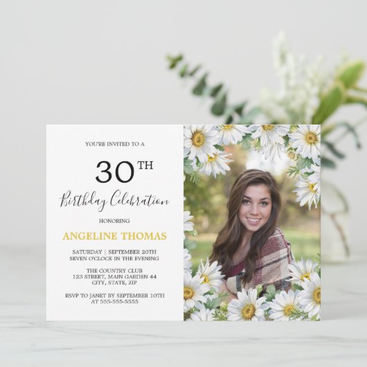 白かわいらしデイジーフローラグリーンリー写真誕生日 招待状 (スタンド正面)