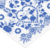 白くおよび青のヨーロッパの民芸のテーブルのランナー ショートテーブルランナー (コーナー)