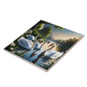 白く優雅な白鳥は見慣れた光景だ タイル (側面)