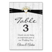 白く塗った木に黒いリボンを付けたハート テーブルナンバー (裏面)