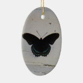 白く洗った木に黒と青の蝶 セラミックオーナメント (右)