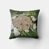 白く、ピンクのレース帽子のアジサイの花枕 クッション (裏面)