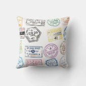 白で隔離されたパスポート切手のコレクション。V クッション (裏面)